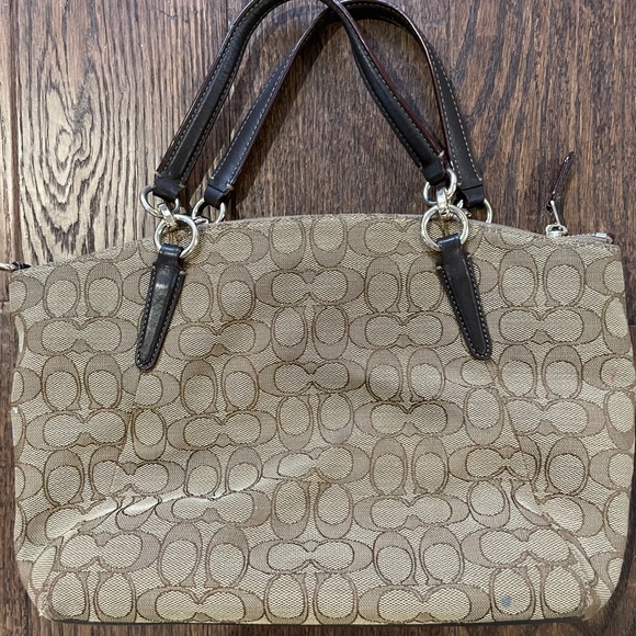 Small/medium Coach Bag. - Picture 5 of 5